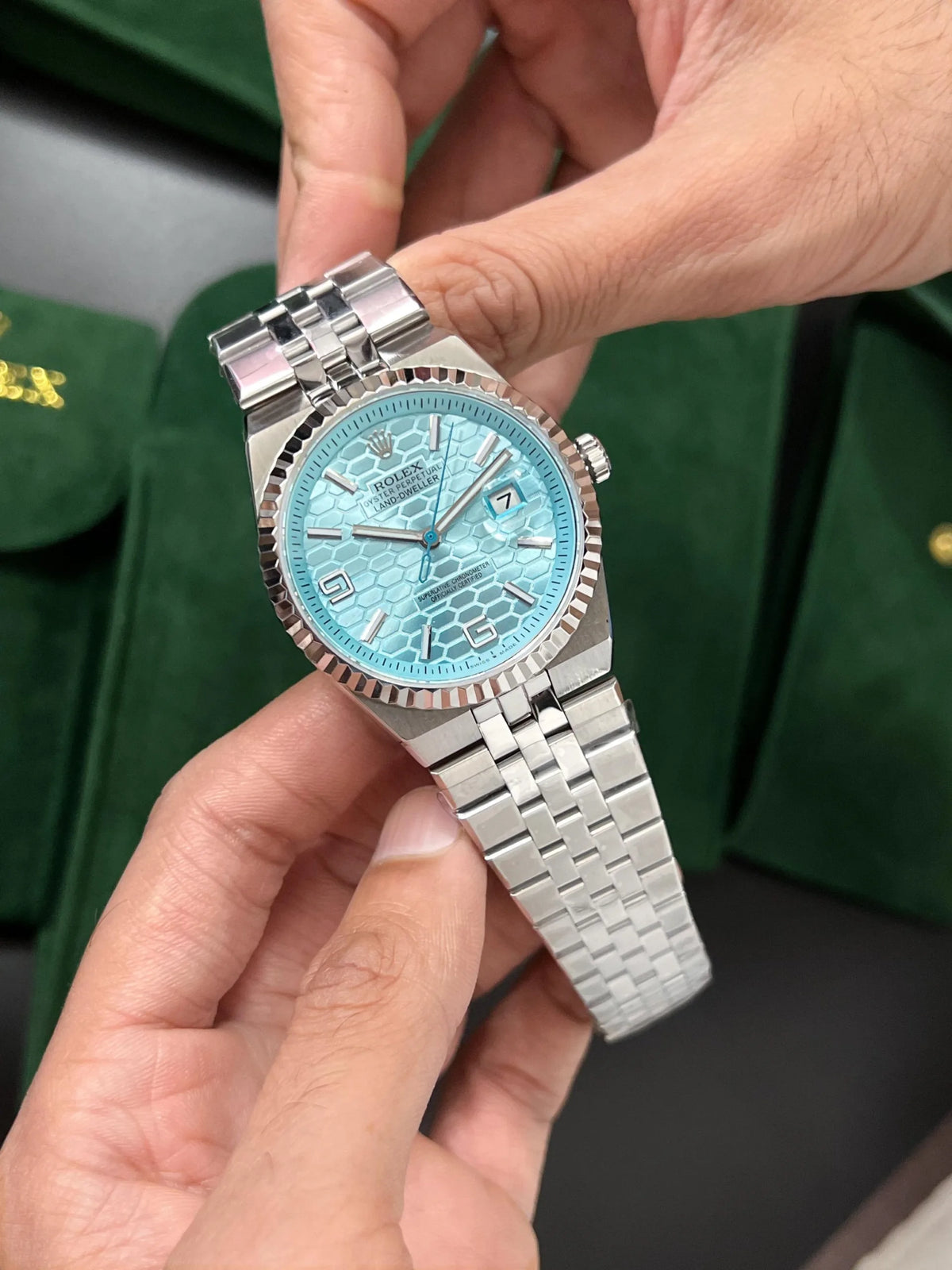 Rolex  Land-Dweller